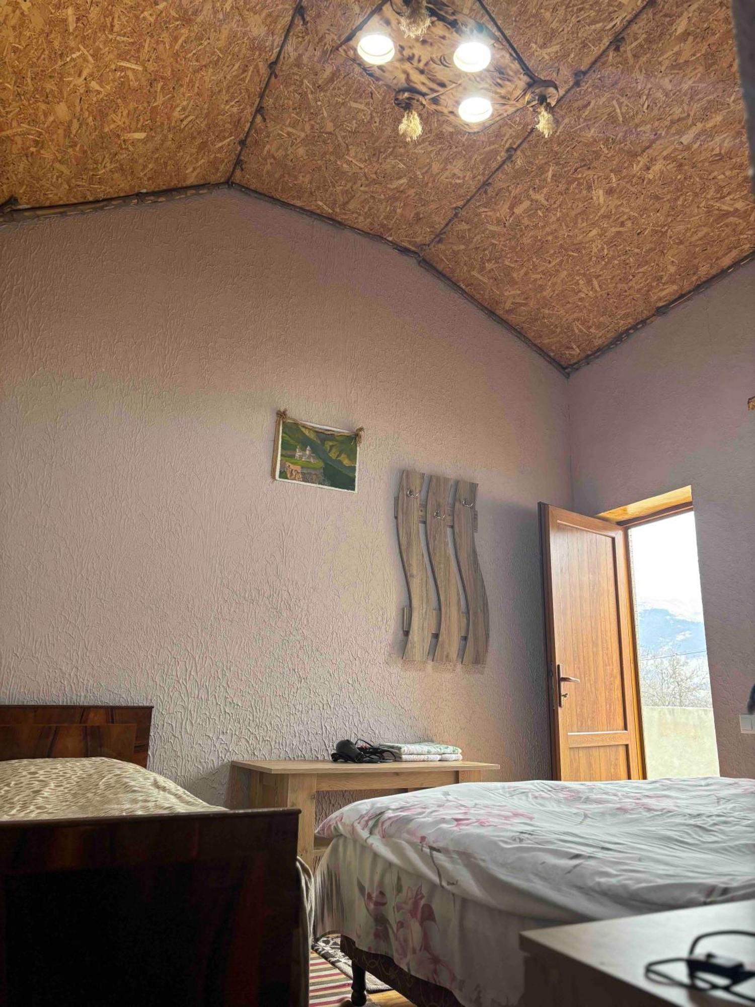 Saro B&B And Safari Tours Tat'ev Exteriör bild