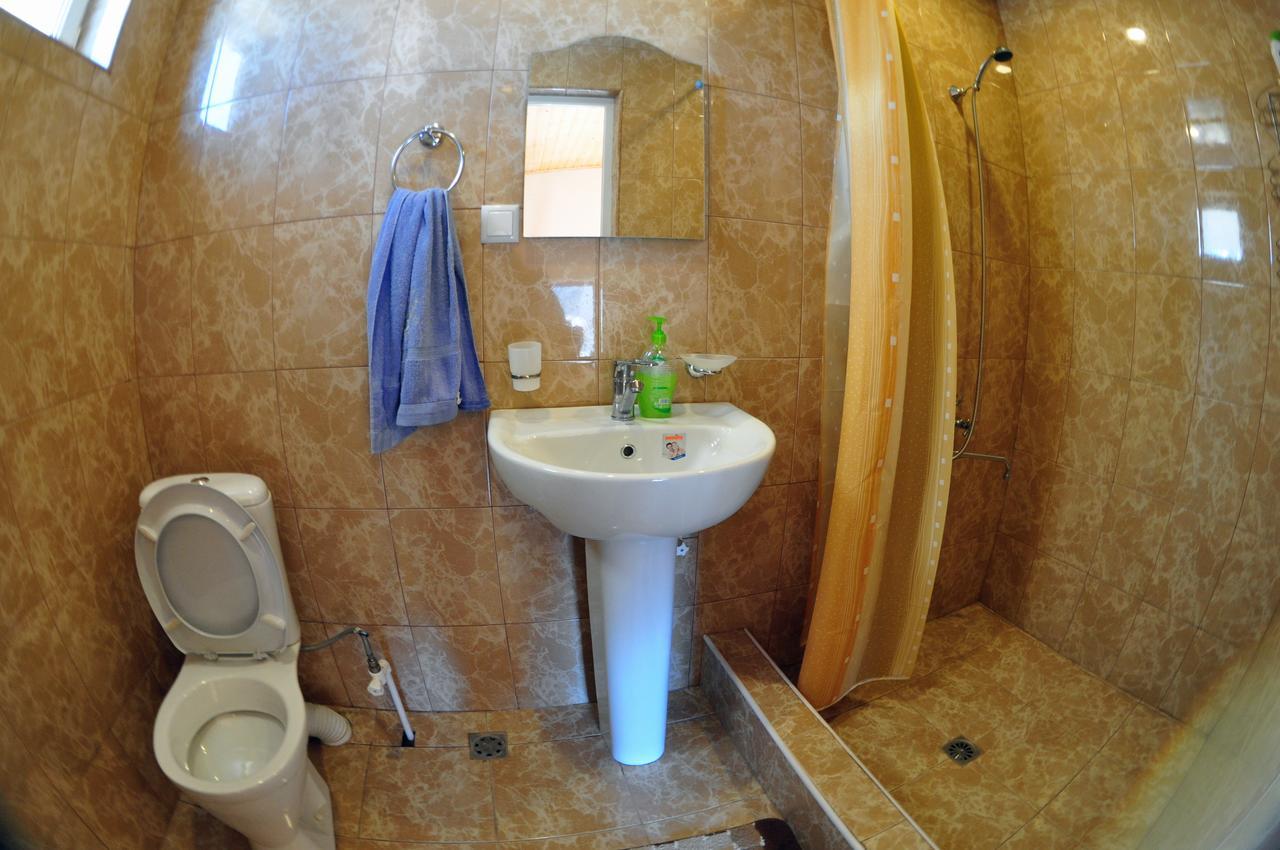 Saro B&B And Safari Tours Tat'ev Exteriör bild