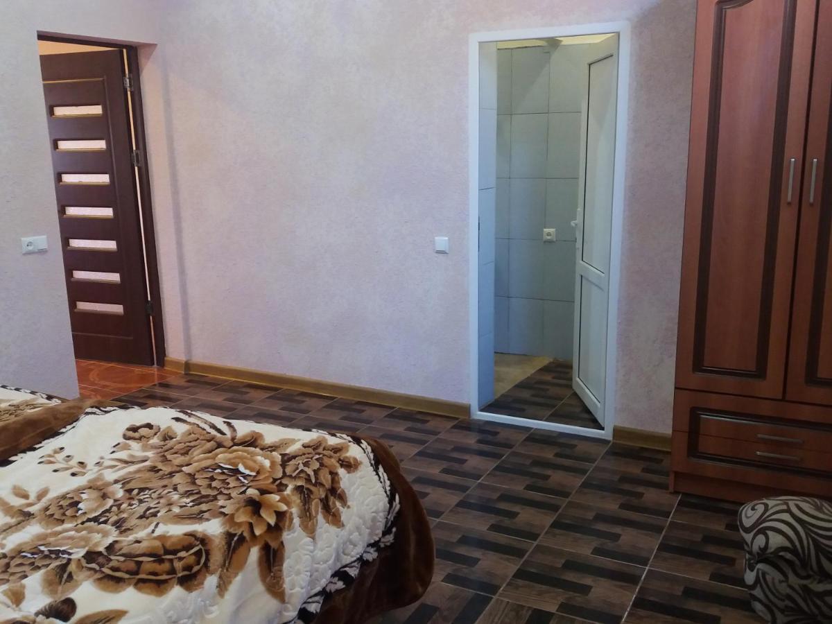 Saro B&B And Safari Tours Tat'ev Exteriör bild